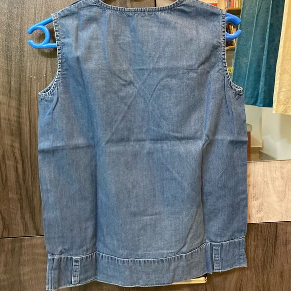 Denim sleeveless top - Picture 3 of 3